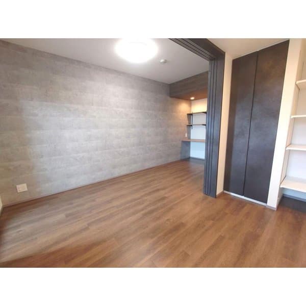 Preview interior of 06272627