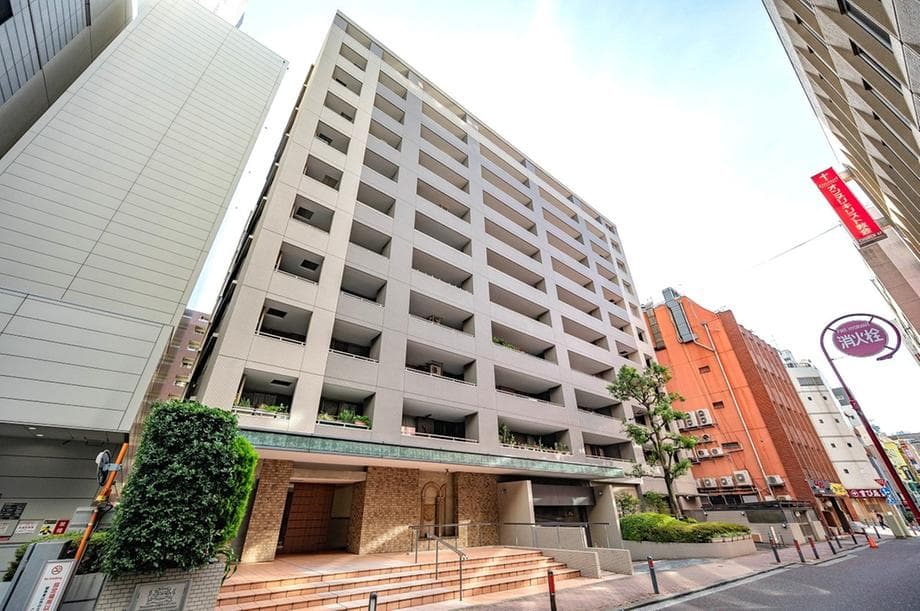 Main exterior of 06292621
