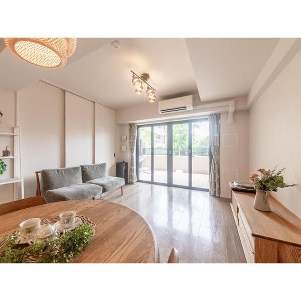 Preview interior of 06292625