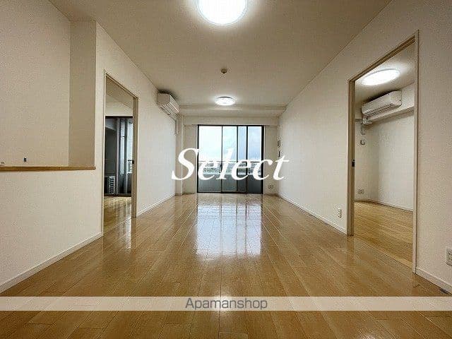 Preview interior of The Residence Honmoku Yokohama Bayside