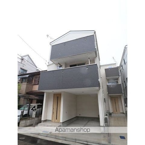 Main exterior of LG Koret Yokohama Yamate