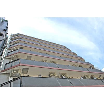 Main exterior of Liv City Kannai