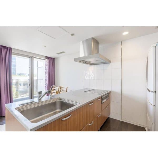 Preview interior of 06292644