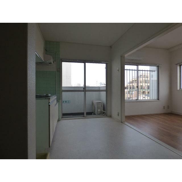 Preview interior of Shimizu Building
