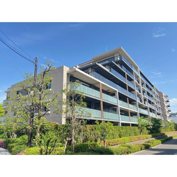 Main exterior of 06292647
