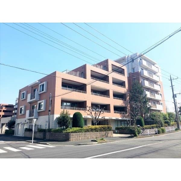 Main exterior of 06292616