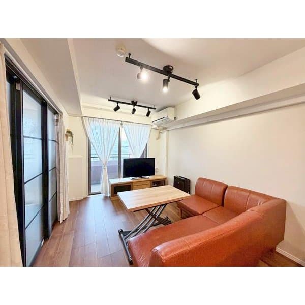 Preview interior of 06292636