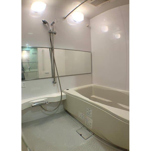 Preview interior of 06272641