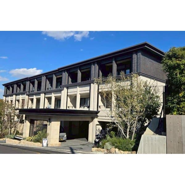 Main exterior of 06292634