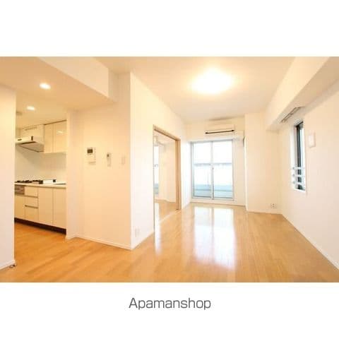 Preview interior of Proud Flat Tsurumi I