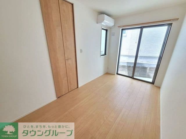 Preview interior of Jinggui Residence