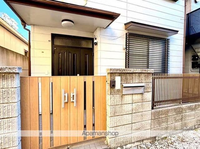 Main exterior of Tsurumi-ku Namamugi Detached House