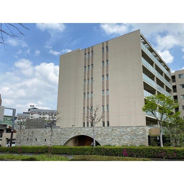Main exterior of 06292649