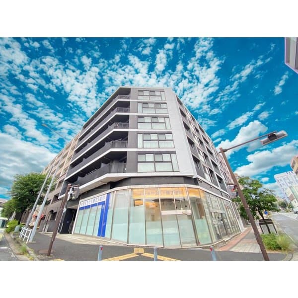 Main exterior of 06292611
