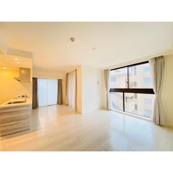 Preview interior of 06292611