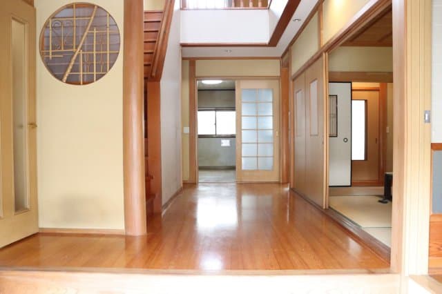 Room image 12