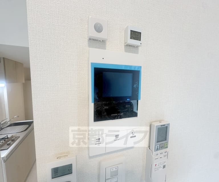 Room image 10