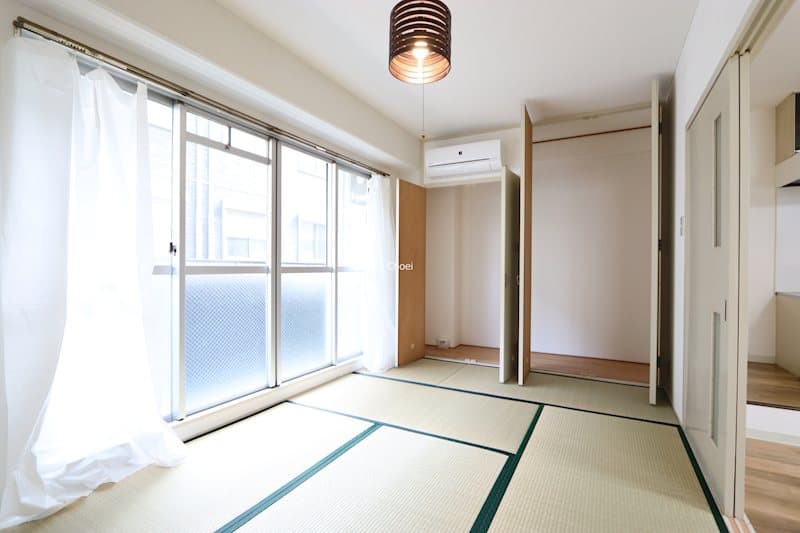 Room image 13