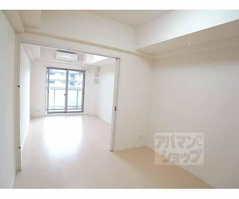 Preview interior of Rb Estem Plaza Kyoto Sanjo Ohashi