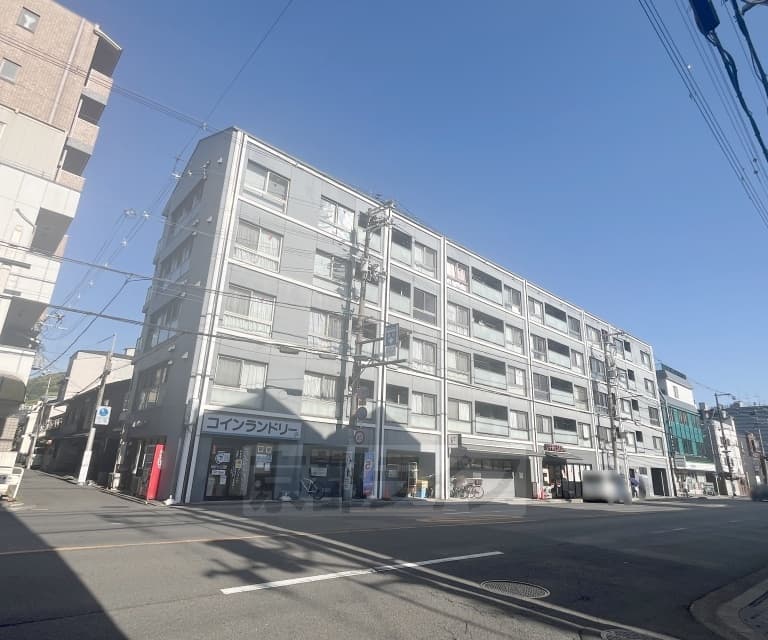 Main exterior of Rb Planesia Higashiyama Sanjo