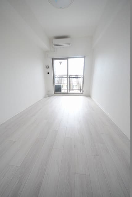 Preview interior of Estem Plaza Higashiyama