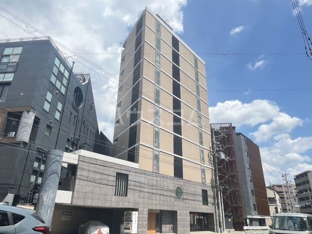 Main exterior of Crest Court Nijo Castle North