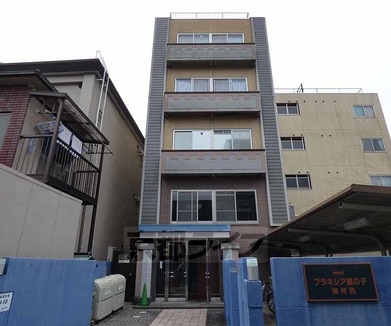 Main exterior of Rb Planetaria Hoshi no Ko Goshonanishi