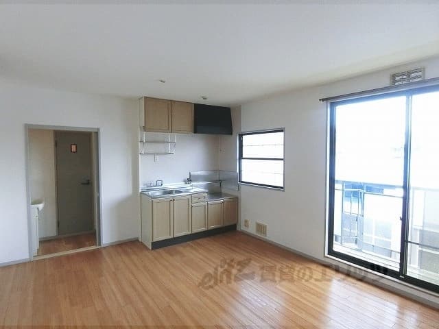 Preview interior of Sun Village Okutakayama C Building