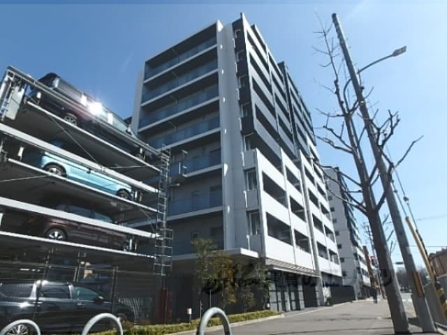 Main Image