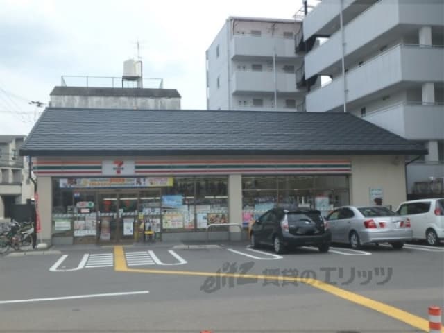 Room image 16