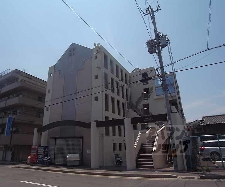 Main exterior of Excellent Marutamachi