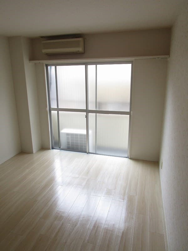 Preview interior of Kitashita Heights