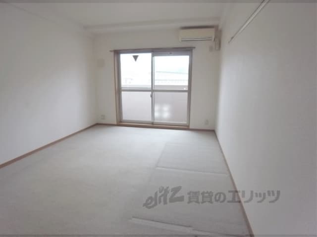 Preview interior of Sharle Katsurazaka