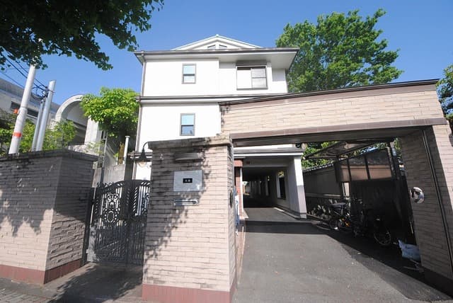 Main Image