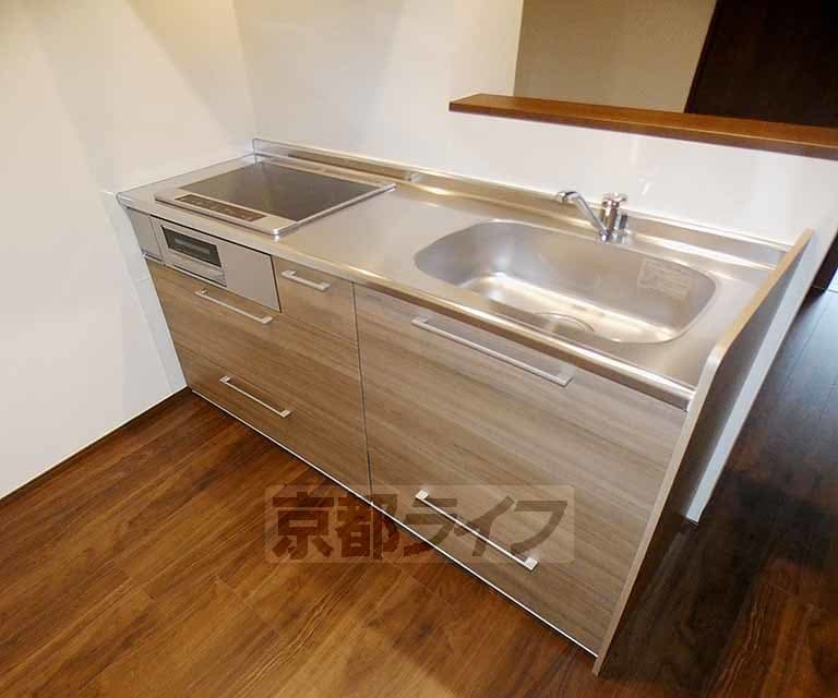 Preview interior of Nio-mon Village
