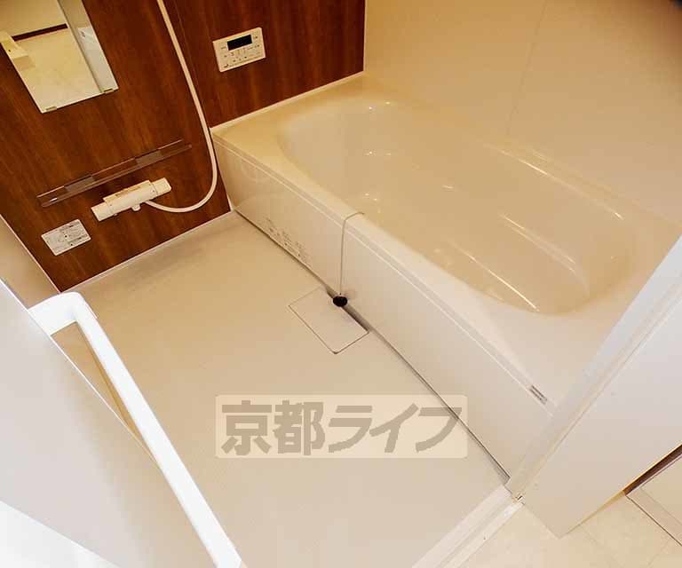 Preview interior of Nio-mon Village
