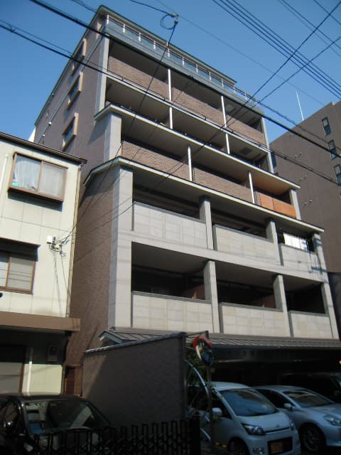 Main Image
