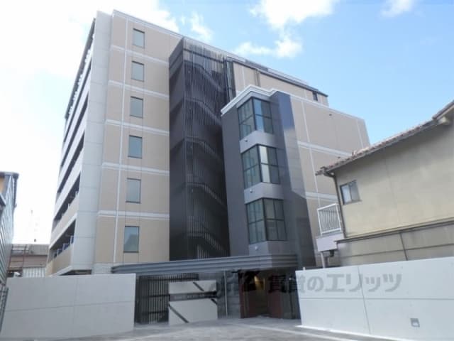 Main Image