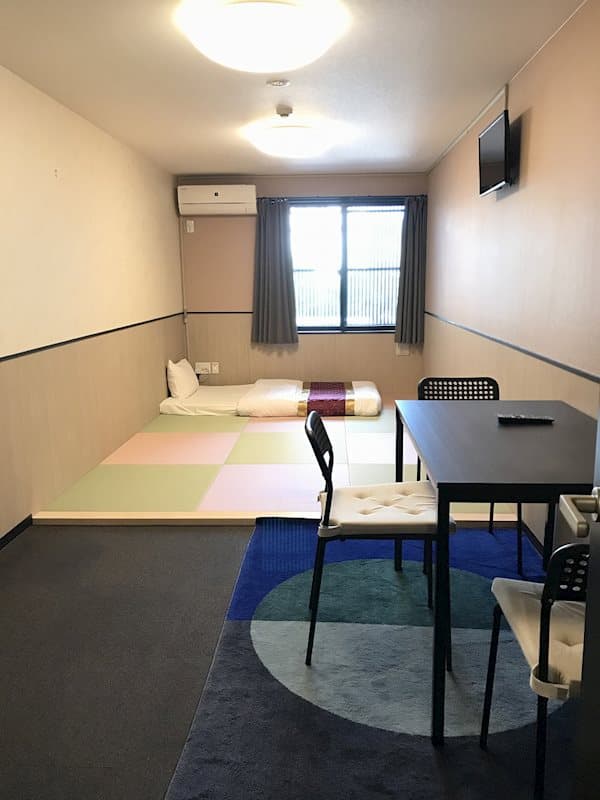 Preview interior of Bochibochi Karasuma