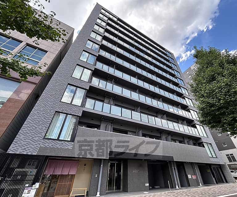 Main exterior of Sol Levante Horikawa Takatsuji