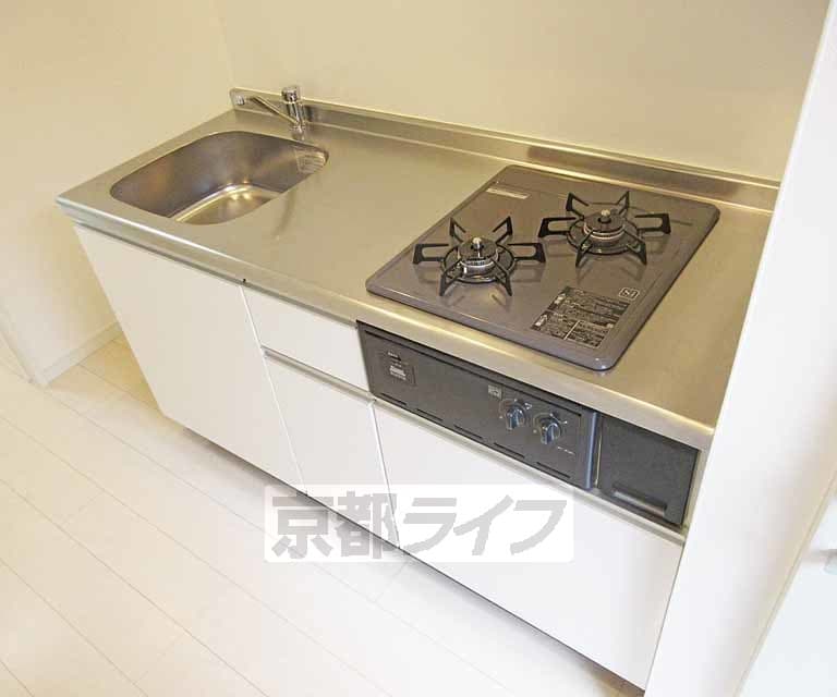 Preview interior of Ecru Nakashibacho