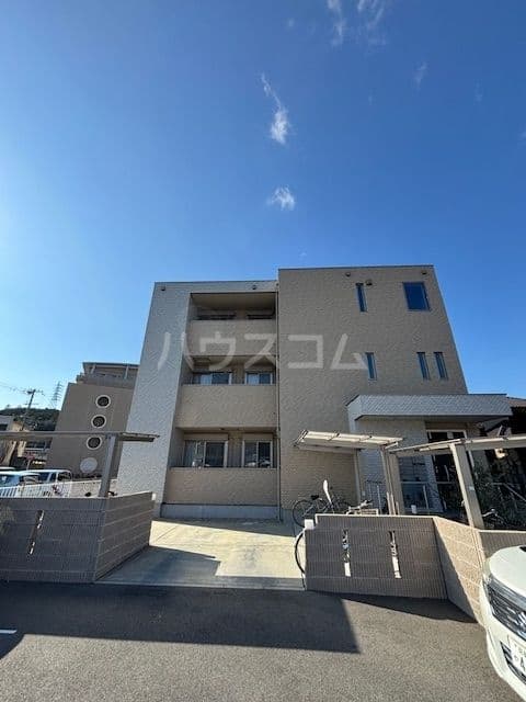 Main exterior of Your Maison Shinmichi