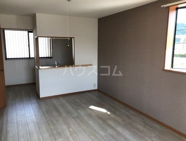 Preview interior of Paulownia II