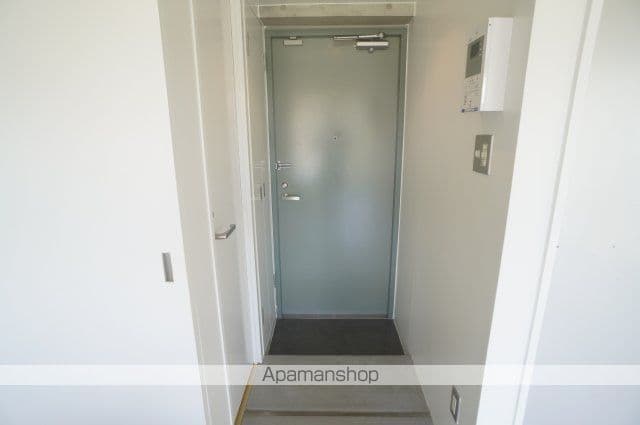 Room image 12