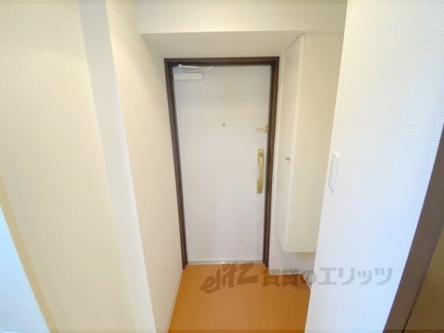Room image 12