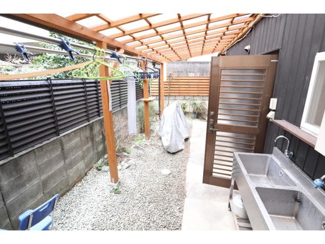 Room image 12
