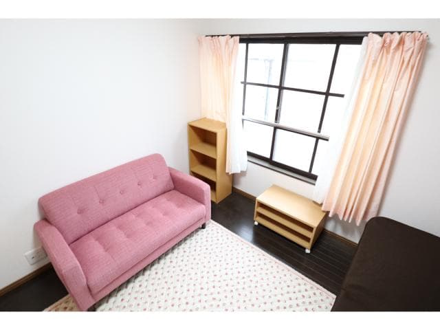 Room image 13