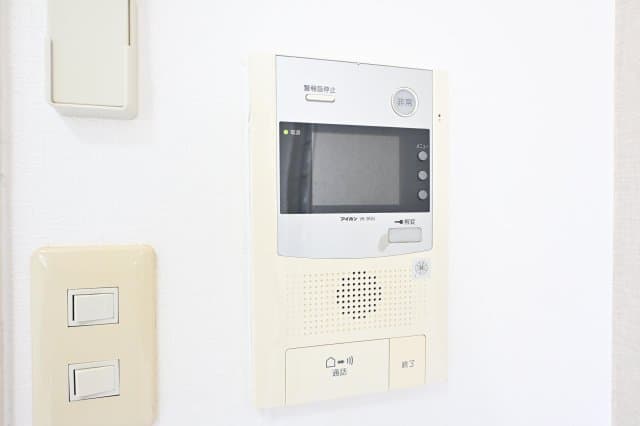 Room image 11