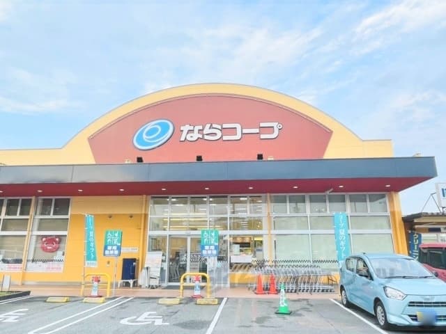 Room image 15