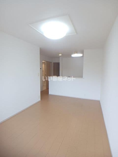 Preview interior of West River Izumi Tottori